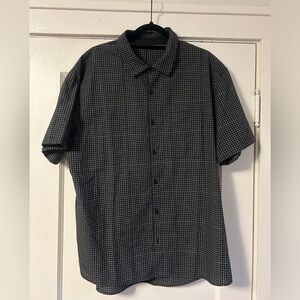 Black Men’s Lululemon Shirt